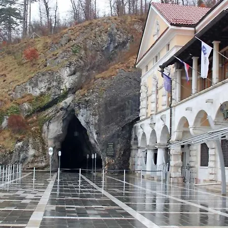 In 40258 Postojna